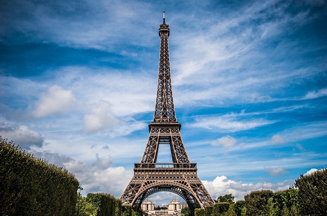 A photo of the Eiffel Tower.